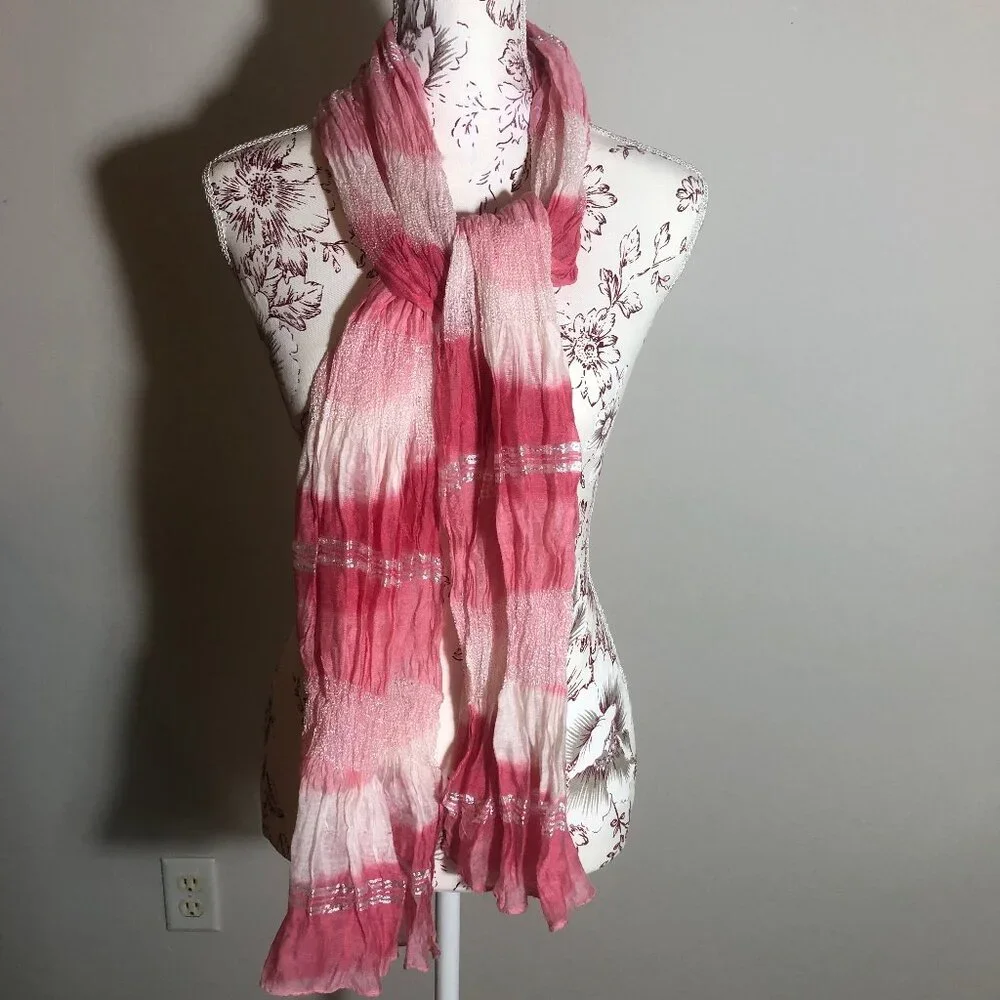 💗 Vintage Pink & White Crinkle Scarf with Silver Metallic Thread | Playful
